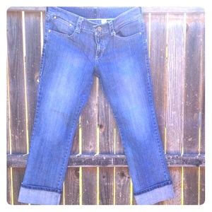 Super fabulous Tahari cuffed jeans size 12